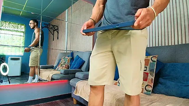 Vans Ross online show from 03/28/26, 07:59