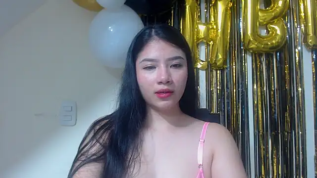 mia girl07 online show from 02/05/26, 11:11