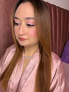 SalomeFlores online show from 04/09/26, 12:01