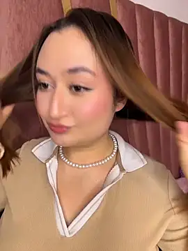 SalomeFlores online show from 04/10/26, 12:06