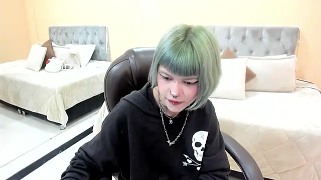 Bela Craxkerr online show from 03/07/26, 12:54