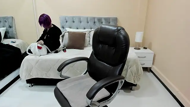 Bela Craxkerr online show from 02/15/26, 11:53