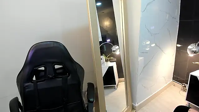 KomiCatt online show from 03/09/26, 01:47