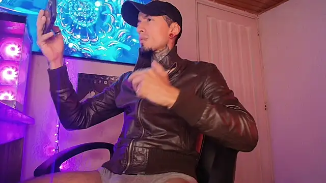 pauldocux  online show from 01/16/26, 02:26