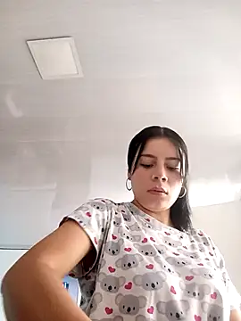 adhara montiel  online show from 02/24/26, 09:59