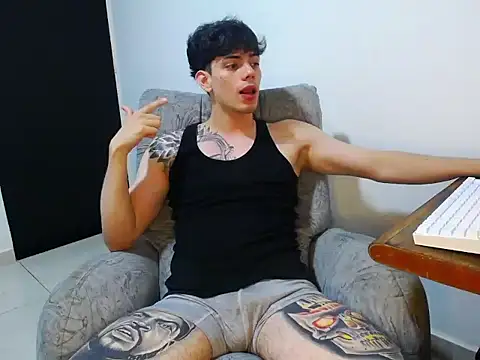 Snapshot of Joshh_miller chatting on 02/19/26, 06:10 Joshh miller online show from 02/19/26, 06:10