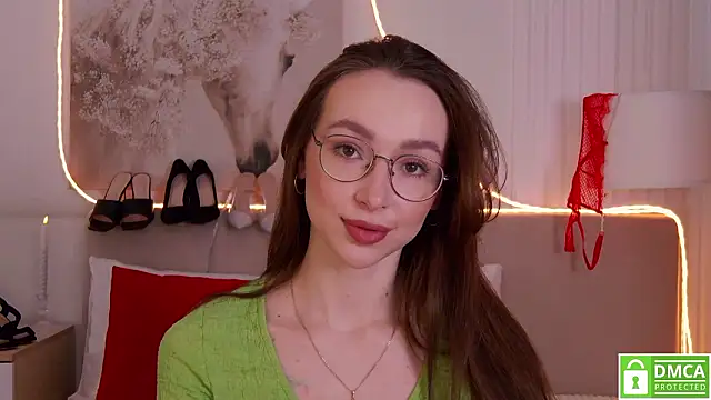 Emily Simon online show from 02/15/26, 05:08