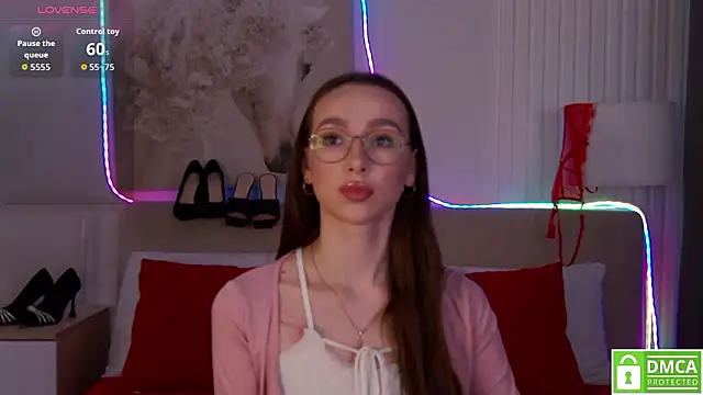 Emily Simon online show from 02/01/26, 05:38