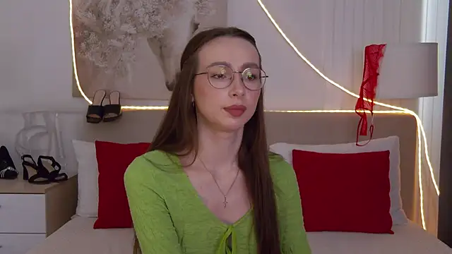 Emily Simon online show from 04/02/26, 05:25