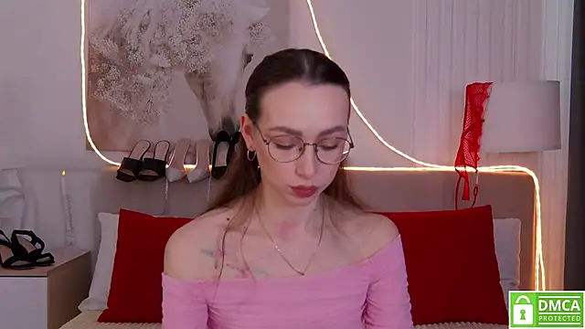 Emily Simon online show from 03/07/26, 04:41