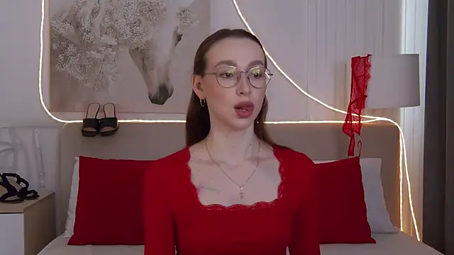 Emily Simon online show from 04/15/26, 05:02