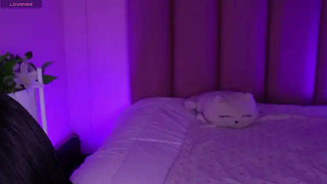 Snapshot of Dolcexx_ chatting on 02/12/26, 08:19 Dolcexx online show from 02/12/26, 08:19