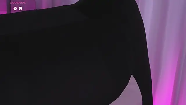 Dolcexx  online show from 04/15/26, 07:58