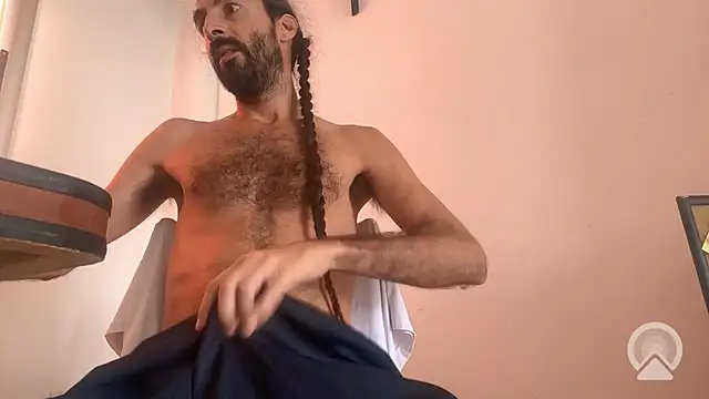 Snapshot of aircum99 chatting on 02/23/26, 02:06 aircum99 online show from 02/23/26, 02:06