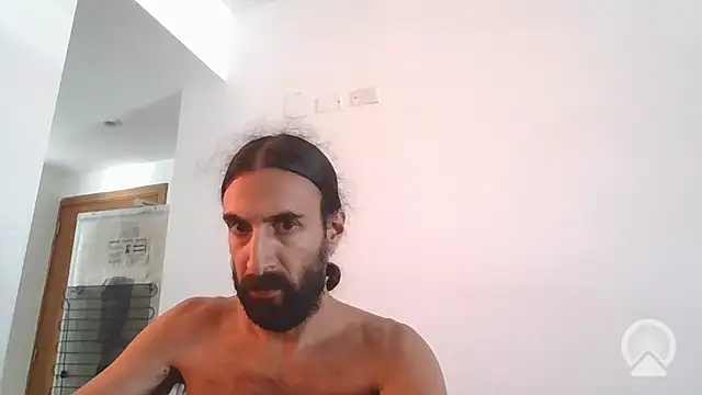 Snapshot of aircum99 chatting on 02/11/26, 05:46 aircum99 online show from 02/11/26, 05:46