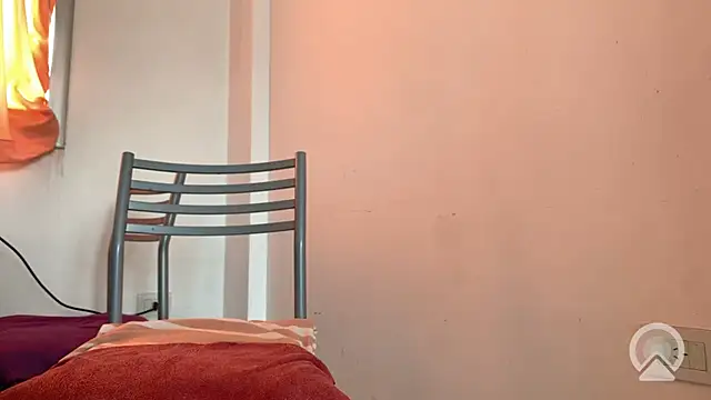 Snapshot of aircum99 chatting on 02/18/26, 02:24 aircum99 online show from 02/18/26, 02:24