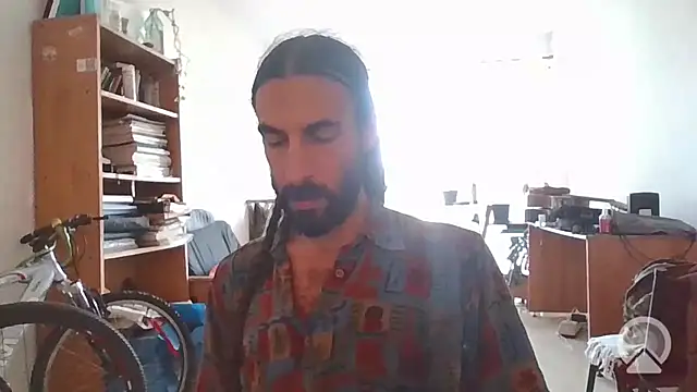 Snapshot of aircum99 chatting on 02/02/26, 09:14 aircum99 online show from 02/02/26, 09:14