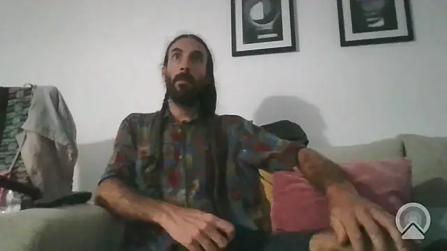 Snapshot of aircum99 chatting on 02/02/26, 04:44 aircum99 online show from 02/02/26, 04:44