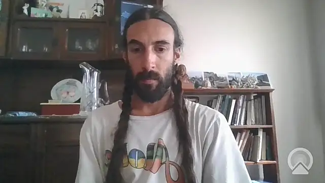 Snapshot of aircum99 chatting on 02/09/26, 06:28 aircum99 online show from 02/09/26, 06:28