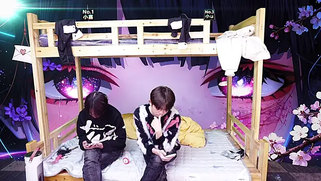 xiaohuangren01 online show from 01/17/26, 05:00