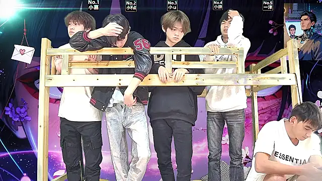 xiaohuangren01 online show from 03/21/26, 10:09