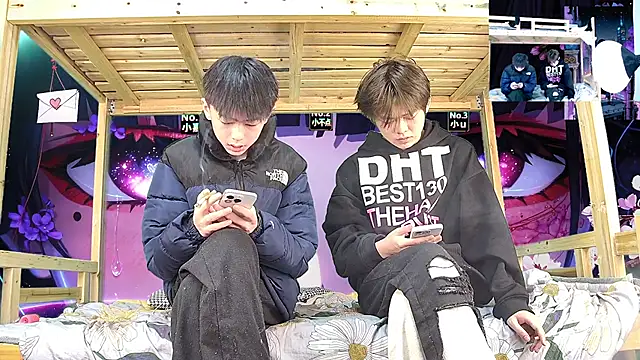 xiaohuangren01 online show from 02/09/26, 01:14