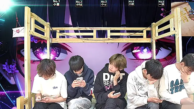 xiaohuangren01 online show from 03/22/26, 12:07