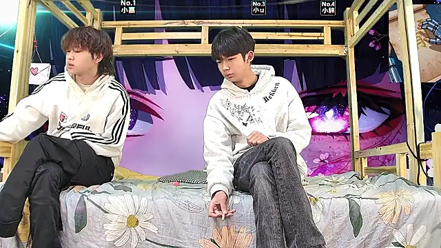 xiaohuangren01 online show from 03/19/26, 02:00