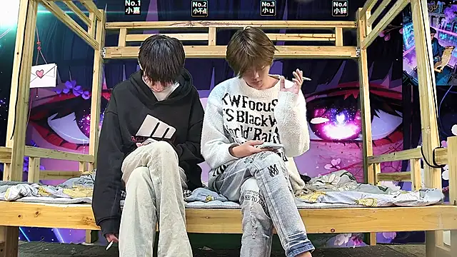 xiaohuangren01 online show from 03/13/26, 11:21