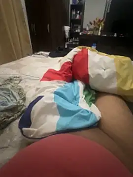 Snapshot of luvis69couple chatting on 02/16/26, 03:05 luvis69couple online show from 02/16/26, 03:05