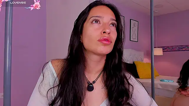 Noaah25  online show from 04/13/26, 04:38