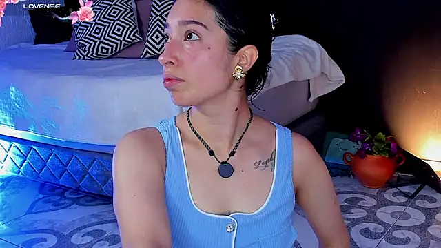 Noaah25  online show from 04/11/26, 03:36