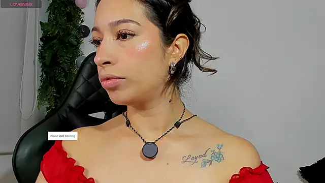 Noaah25  online show from 03/23/26, 04:12