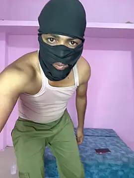 Forest Queen online show from 04/30/26, 07:04