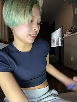 BADBITCHISAKI online show from 04/12/26, 01:03