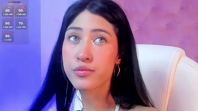 Snapshot of internett_sweetheart chatting on 02/16/26, 06:34 internett sweetheart online show from 02/16/26, 06:34