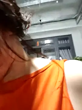 Snapshot of Famrita chatting on 05/07/26, 12:52 Famrita online show from 05/07/26, 12:52