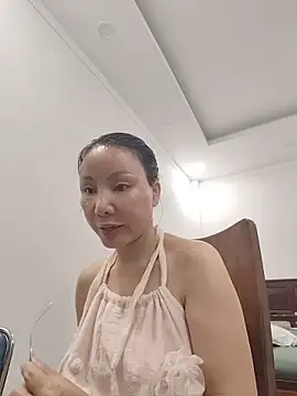 Snapshot of Famrita chatting on 05/23/26, 03:05 Famrita online show from 05/23/26, 03:05