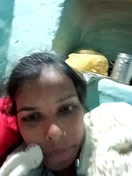 priyasharma899 online show from 01/16/26, 04:00