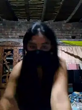 Snapshot of Hot_Sweeti chatting on 04/14/26, 01:16 Hot Sweeti online show from 04/14/26, 01:16