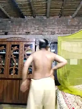 Snapshot of Hot_Sweeti chatting on 05/07/26, 09:29 Hot Sweeti online show from 05/07/26, 09:29