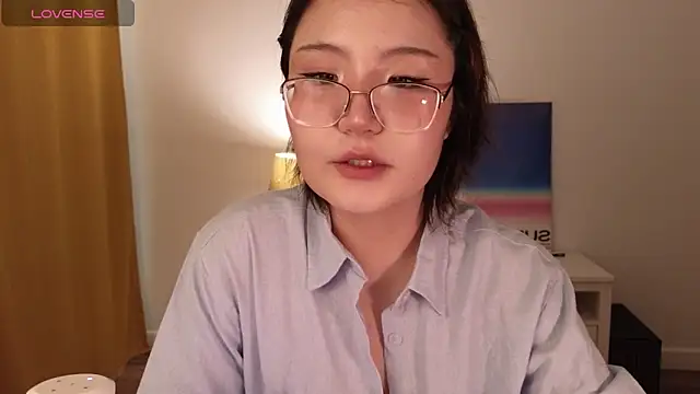 Snapshot of nullgirl chatting on 06/20/26, 02:27 nullgirl online show from 06/20/26, 02:27