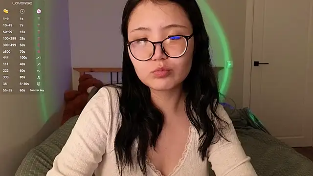 nullgirl online show from 05/21/26, 02:31