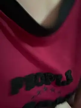 Snapshot of Donna9696 chatting on 04/12/26, 01:31 Donna9696 online show from 04/12/26, 01:31