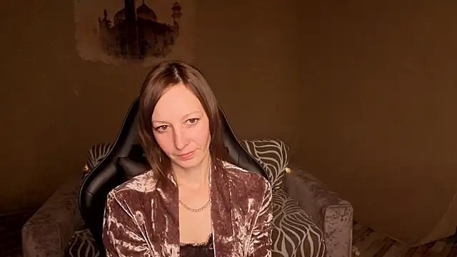 MaryKlite  online show from 01/18/26, 01:31