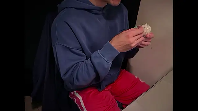 hao105 online show from 02/11/26, 02:39