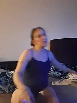 LadySn0w26 online show from 04/08/26, 12:34