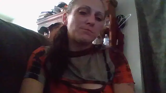 LadySn0w26 online show from 07/02/26, 10:16