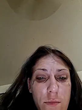 LadySn0w26 online show from 03/07/26, 06:02