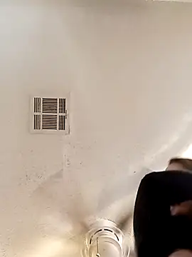 LadySn0w26 online show from 02/17/26, 05:43